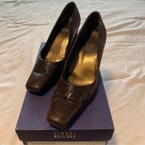 Stuart Weitzman Splendid Chocolate Saville Square Toe Two Inch Heel Pump 6.5M